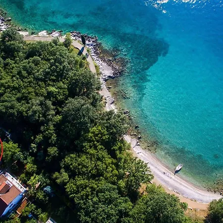 Apartment Rosuje Njivice