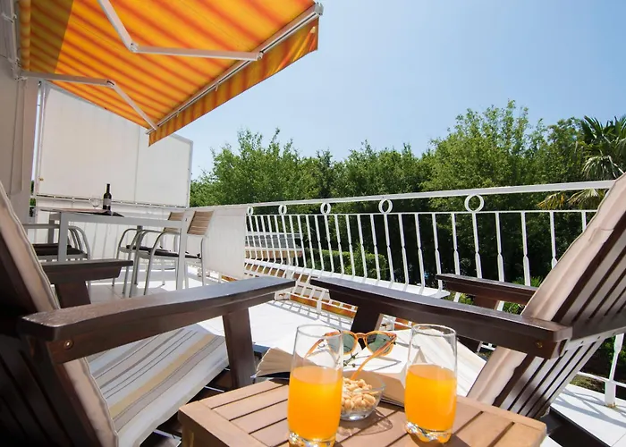 Apartment Rosuje Njivice