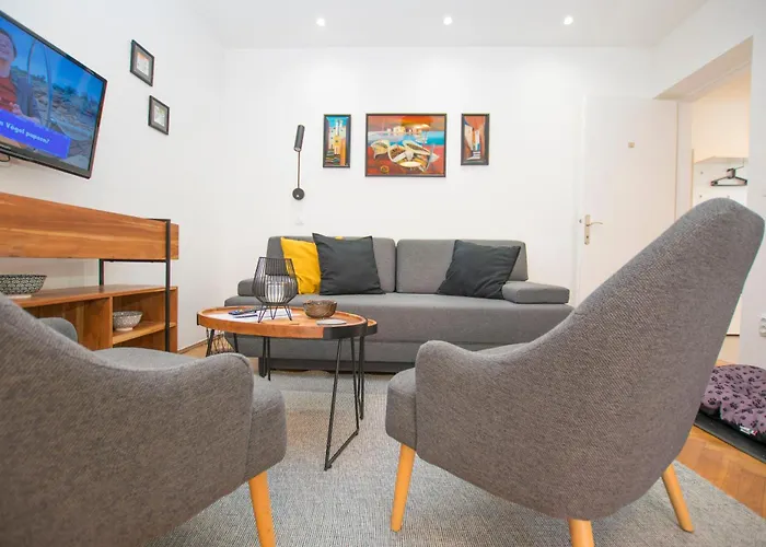 Rosuje Apartman *